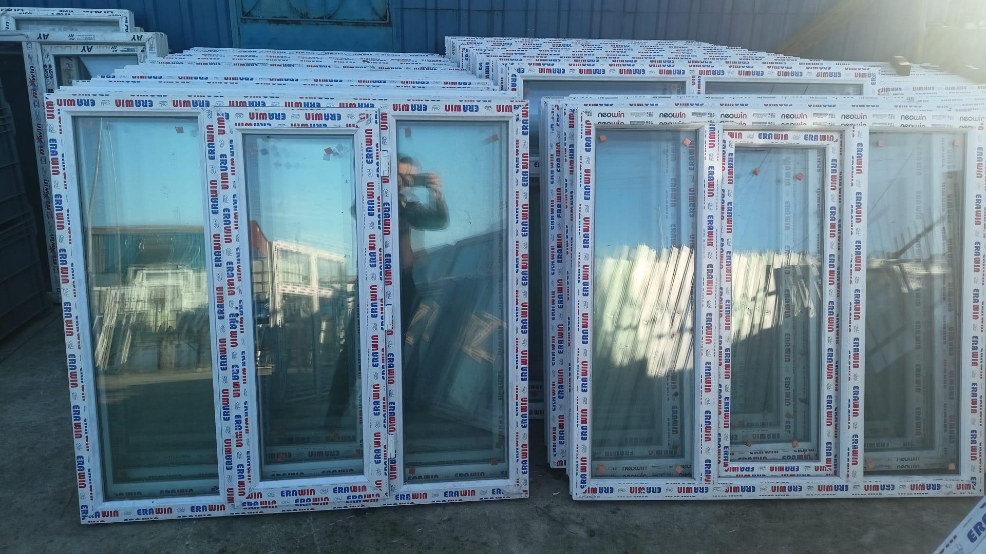 150x150 Beyaz Pvc Pencere
